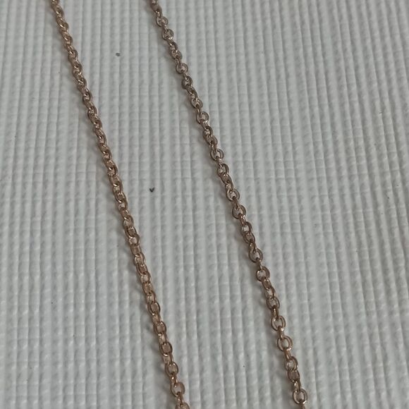 Mini Heart Shaped Engraved G Initial Pendant Gold Toned Lightweight Necklace - Picture 4 of 9